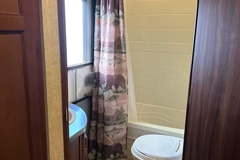Pet Friendly 2016 Wilderness by Heartland bumper pull camper
