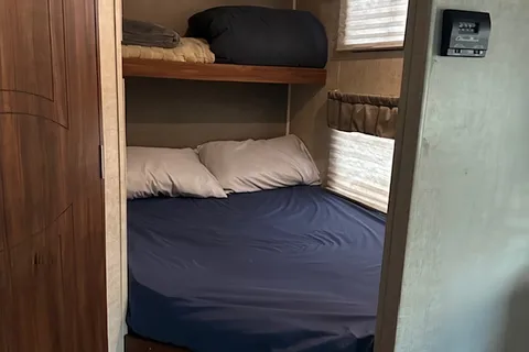 Pet Friendly 2016 Wilderness by Heartland bumper pull camper