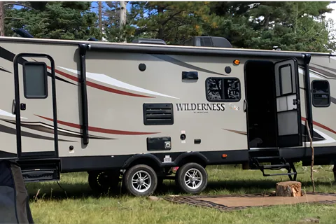 Pet Friendly 2016 Wilderness by Heartland bumper pull camper
