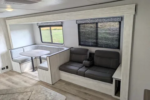 2024 Coachmen i-5 Edition; Sleeps 8