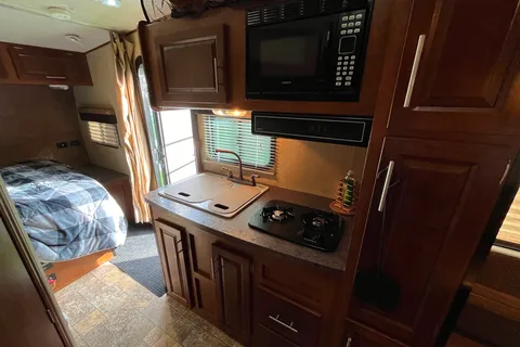 Weekend warrior XLR toy hauler