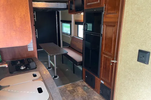 Weekend warrior XLR toy hauler