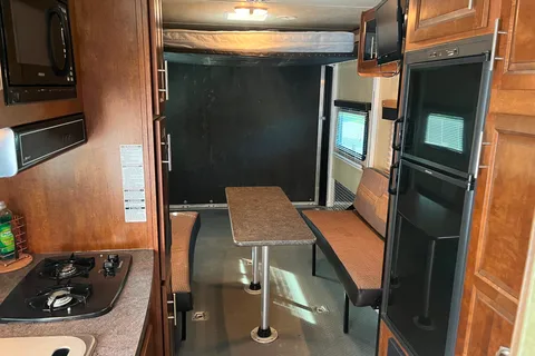 Weekend warrior XLR toy hauler