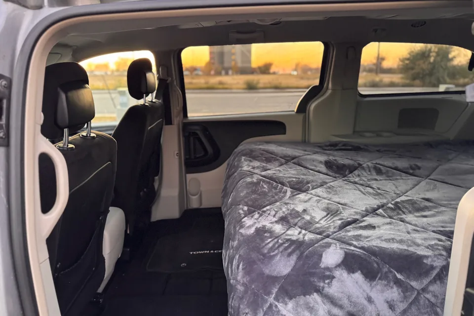 Minivan camper «Two On The Road»