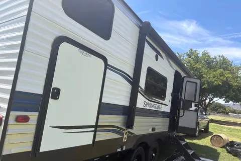 Stephanie's Keystone 260TBWE Travel Trailer