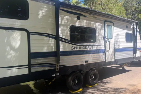 Stephanie's Keystone 260TBWE Travel Trailer