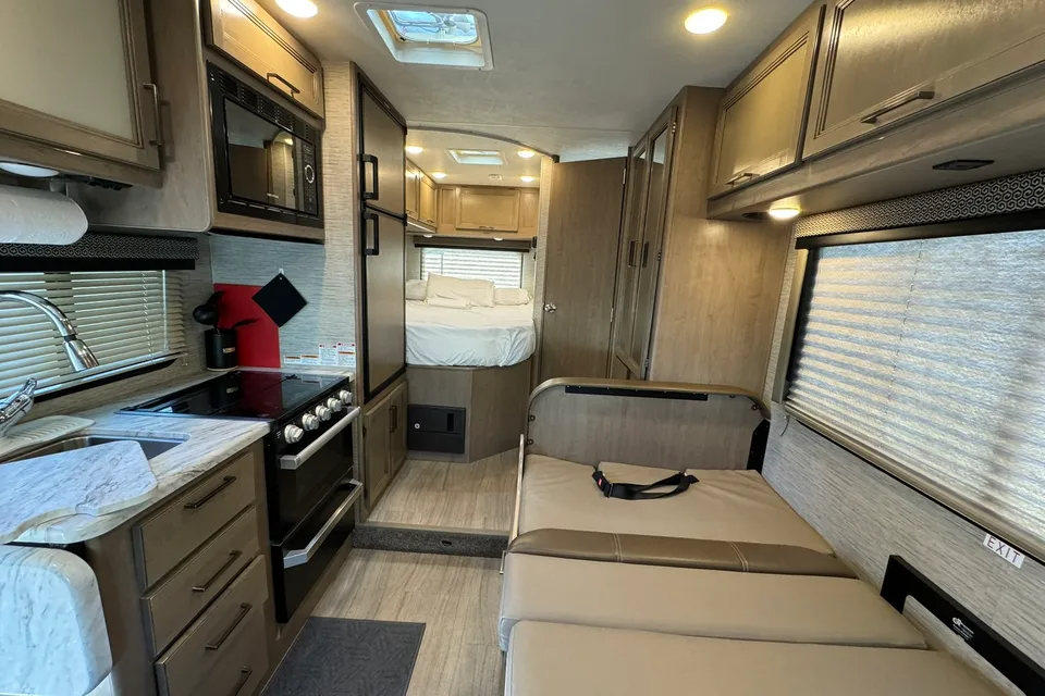 Star | Pick up Near LAS Airport