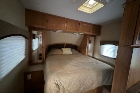 Chris's Coleman Lantern 240RB Travel Trailer