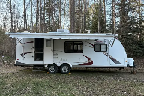 Chris's Coleman Lantern 240RB Travel Trailer