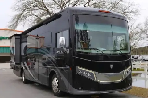 The Palazzo Royale – Luxury Diesel Class A