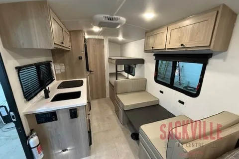 E & J’s RV Rental