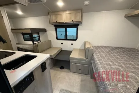 E & J’s RV Rental