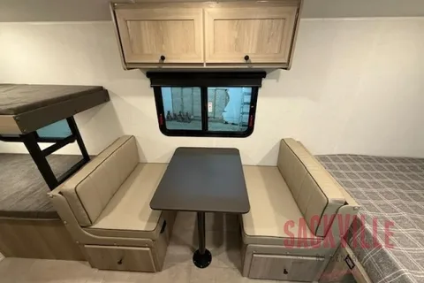 E & J’s RV Rental