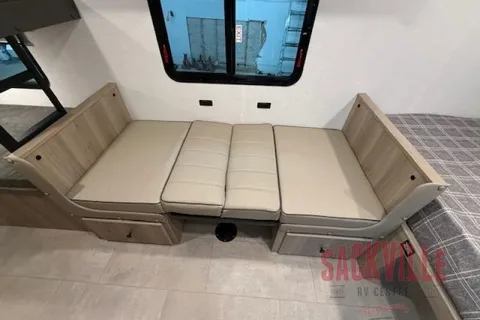 E & J’s RV Rental