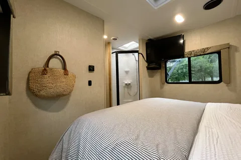 Gladys the All Inclusive RV