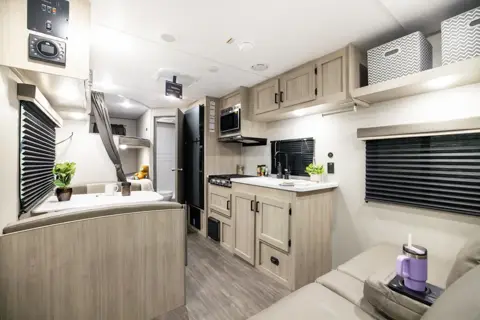 AURORA LITE with Private Master and Bunks