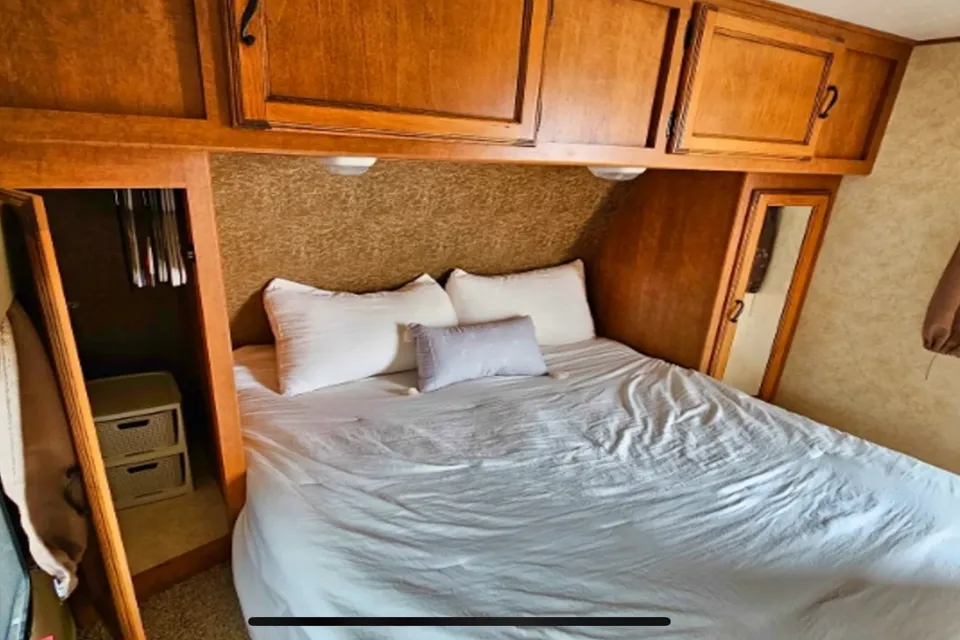 Paul's Apex Retreat