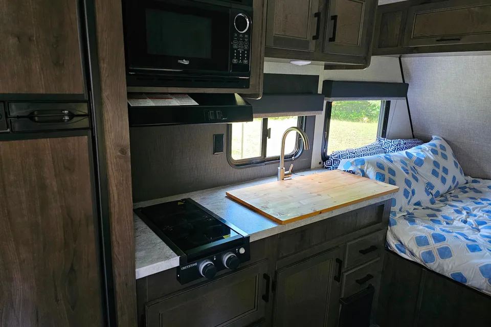 18 ft. Starcraft Trailer