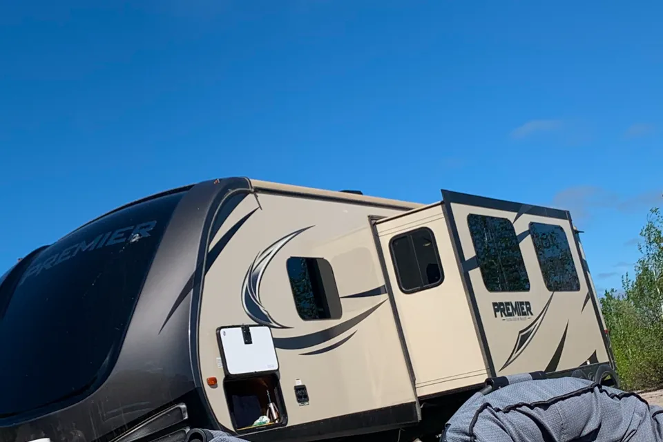 Mitchell's Keystone Premier 34BH Travel Trailer