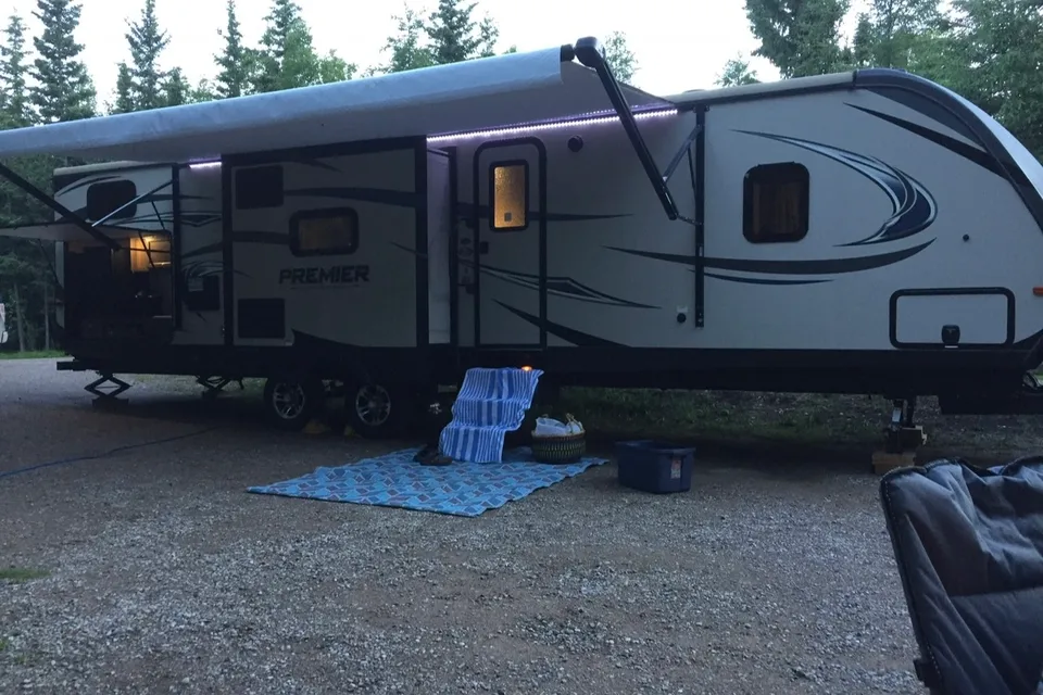 Mitchell's Keystone Premier 34BH Travel Trailer