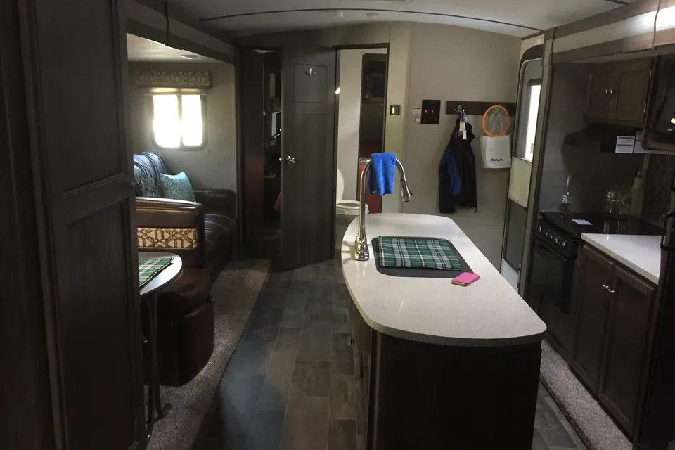 Mitchell's Keystone Premier 34BH Travel Trailer