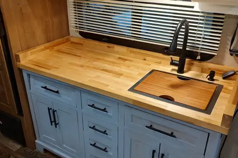 TAP's Forest River Ultra V Travel Trailer