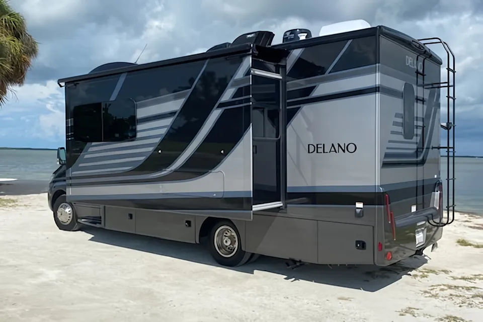 Black Beauty-Our 2021 Thor Delano FB 24 Motor Coach 