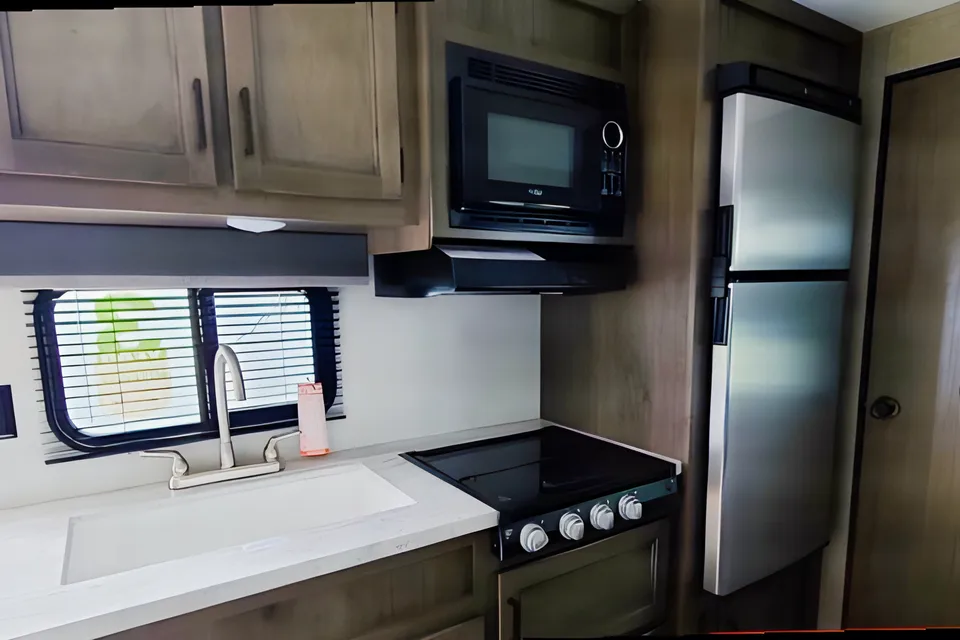 Kyle's Starcraft Autumn Ridge Travel Trailer