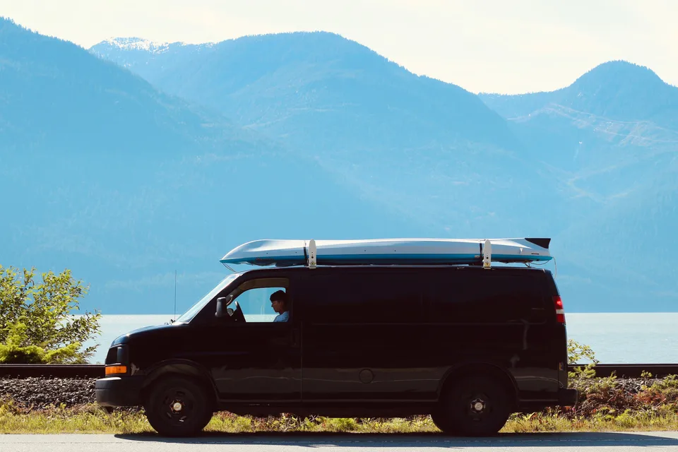 Ruth- Heated Cozy Winter Escape with winter tires 
