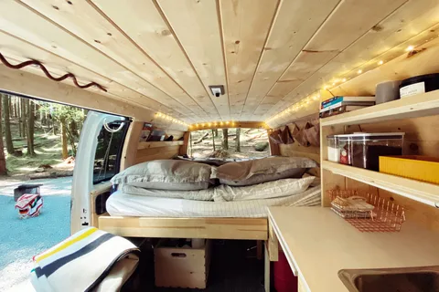Ruth- Heated Cozy Winter Escape with winter tires 