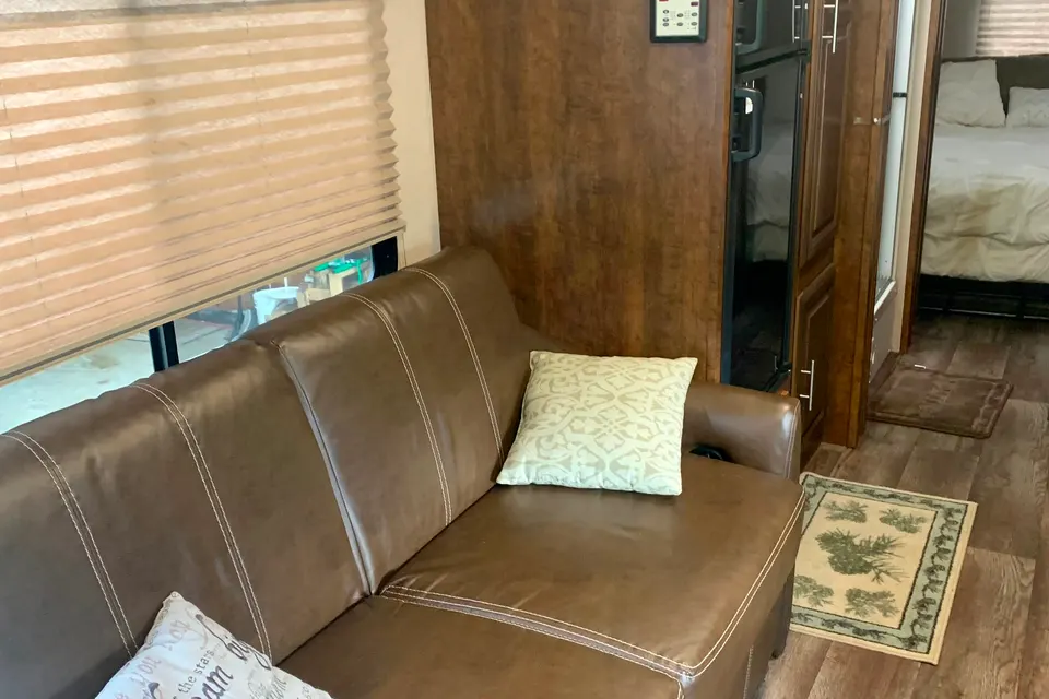 Katy's Forest River FR3 Class A AKA Family Truckster