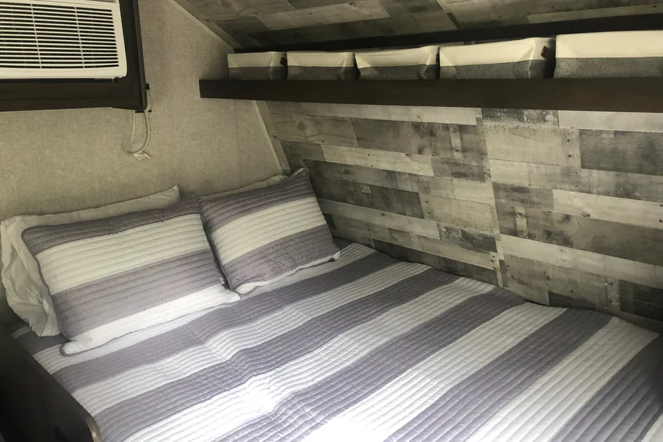 C & E’s Cozy Camper