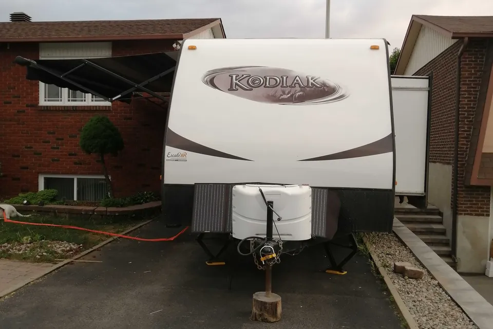 Dutchmen Kodiak Express