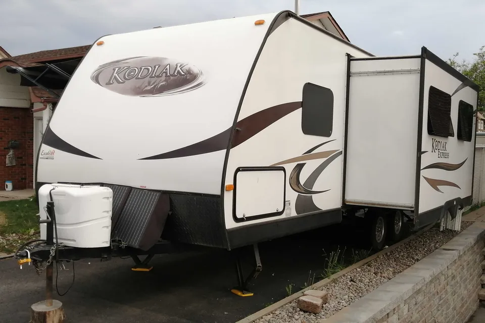 Dutchmen Kodiak Express