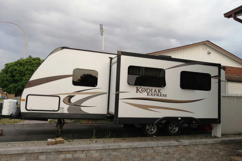 Dutchmen Kodiak Express