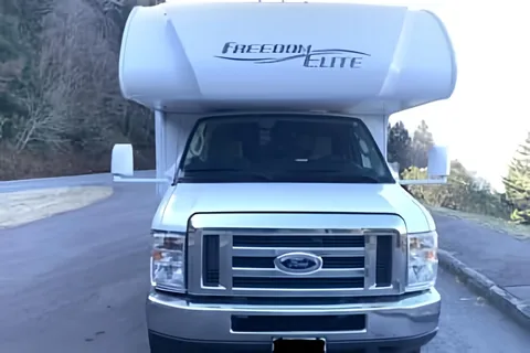 RV Trippin - "Eleanor" - Thor Freedom Elite
