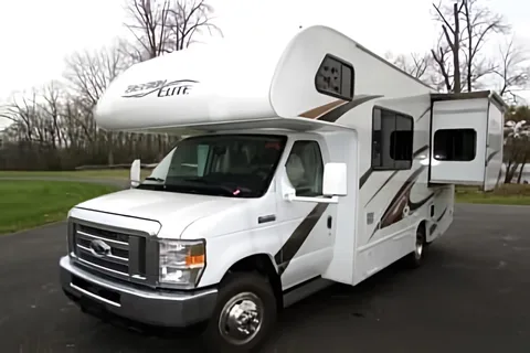RV Trippin - "Eleanor" - Thor Freedom Elite