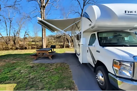 RV Trippin - "Eleanor" - Thor Freedom Elite