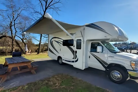 RV Trippin - "Eleanor" - Thor Freedom Elite