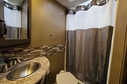RV Trippin - "Eleanor" - Thor Freedom Elite