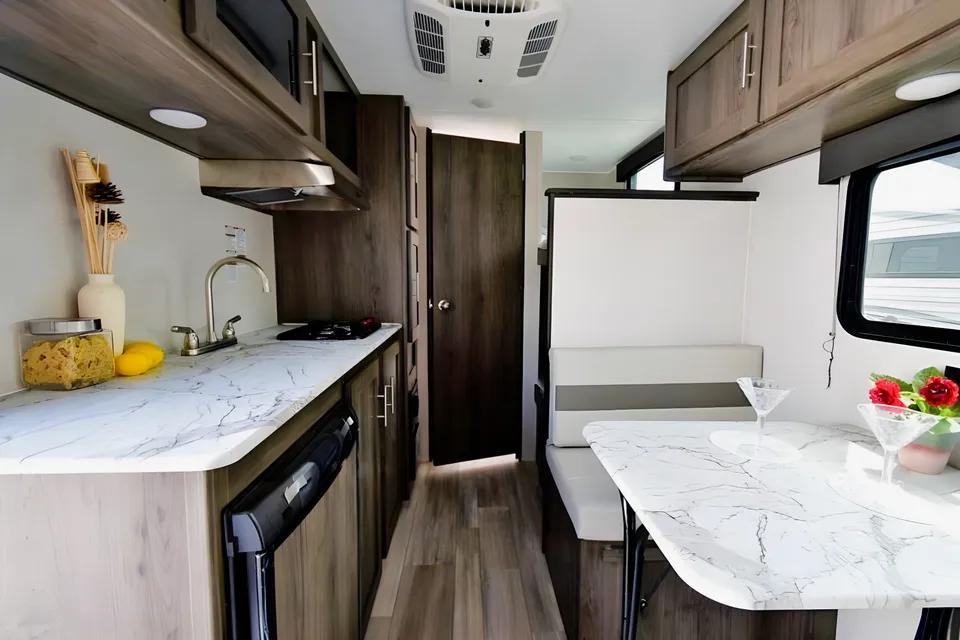 Coachmen Clipper