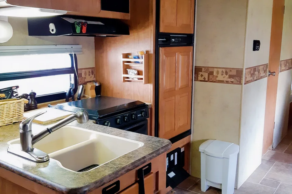 Pamela's Flagstaff 831QB Travel Trailer