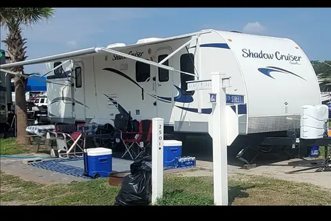 Shadow Cruiser Travel Trailer