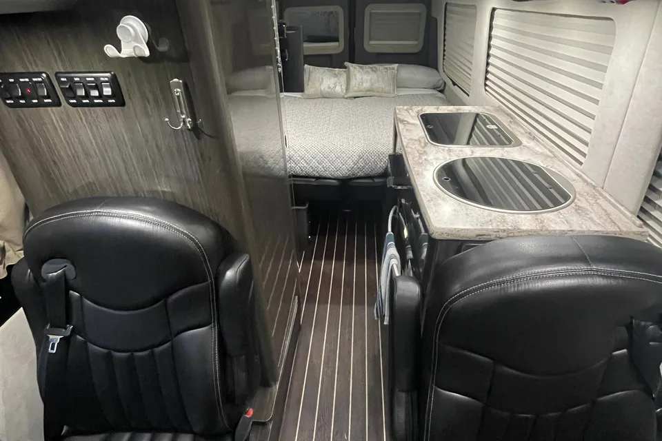 Westley's Airstream 24GL Limo/Camper