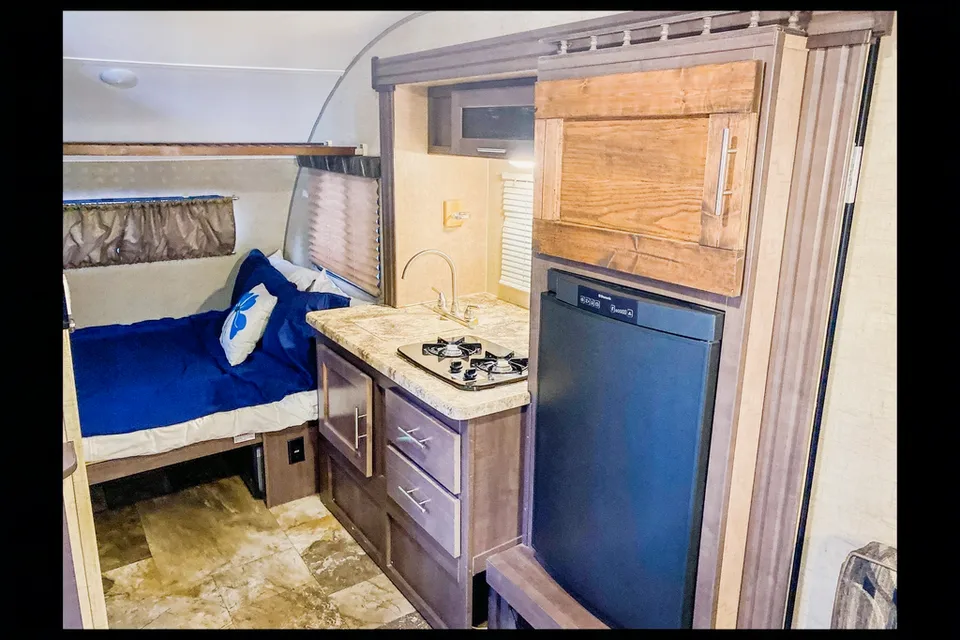 The Happy Camper 