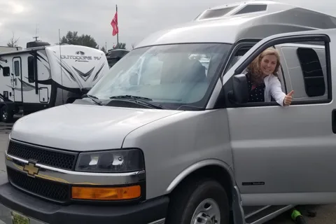 Karin's 2014 ROADTREK RANGER Class B