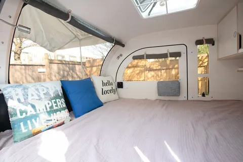 LYUBEN's DROPLET trailer Teardrop trailer  Micro Trailer