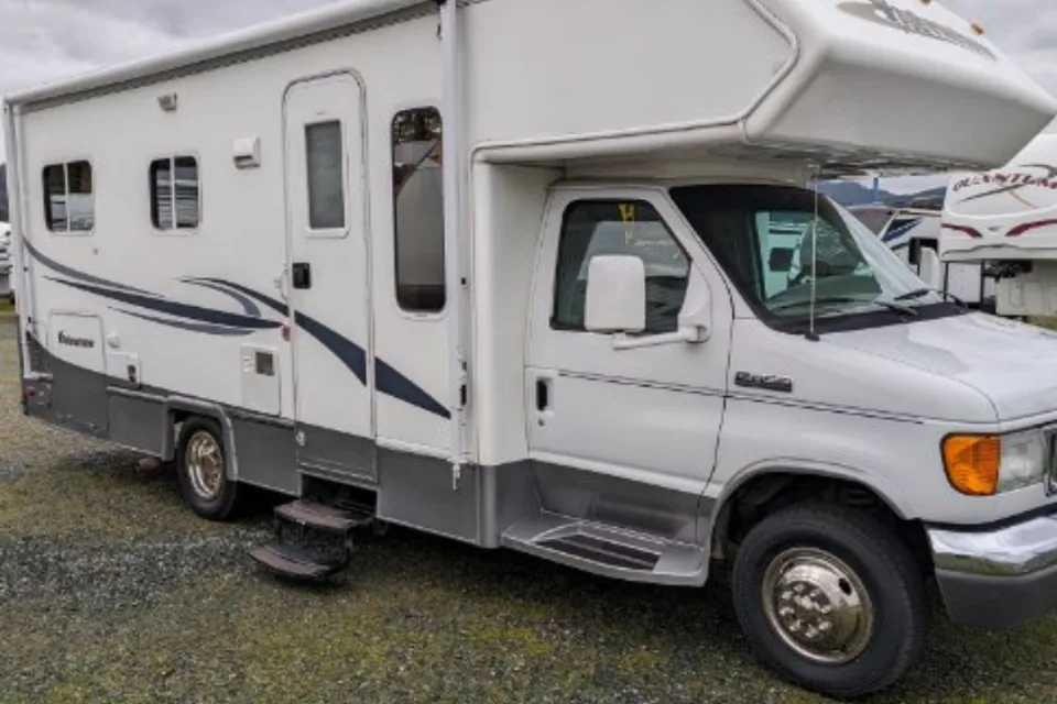 Ihavecoonhounds's Adventurer Lp Model c Class C