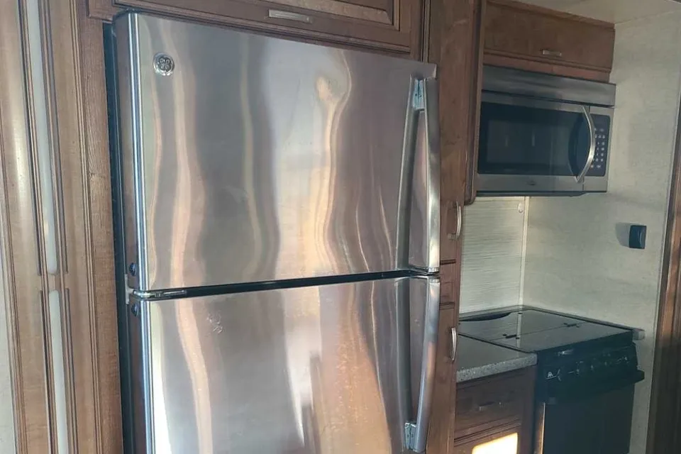 Robert's Heartland Gateway 3800RLB 5th Wheel