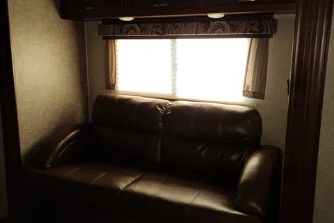 Robert's Heartland Gateway 3800RLB 5th Wheel